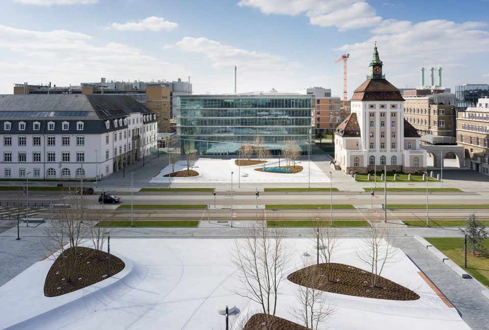 Merck Innovation Center by HENN