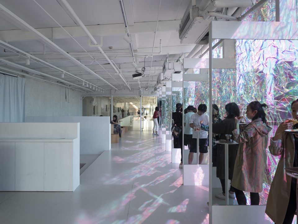 Pop up cafe design by kooo architects