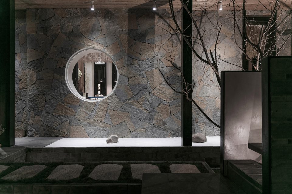 Li Man Shen Mi Ji Hotel by Yiduan Shanghai Interior Design