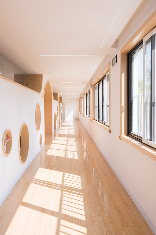 An Early Education Center beside Horse Farm Shanghai China by LM DESIGN LAB