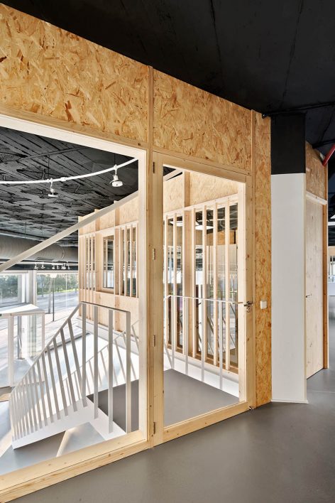 SHOWROOM PLICOSA Palma de Mallorca Spain by Miel Arquitectos