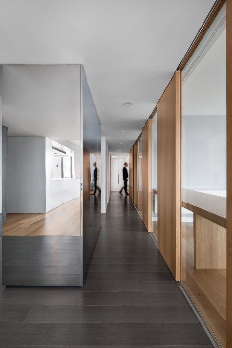 Ville Marie Apartment by naturehumaine
