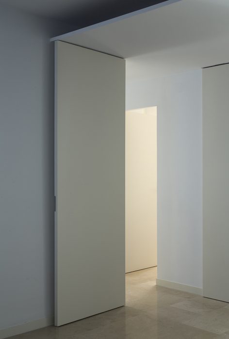 C15 Apartment by Carlos Segarra Arquitectos