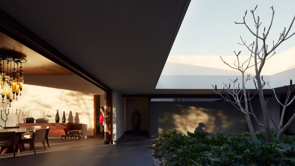 LL328 by CDM Casas de México