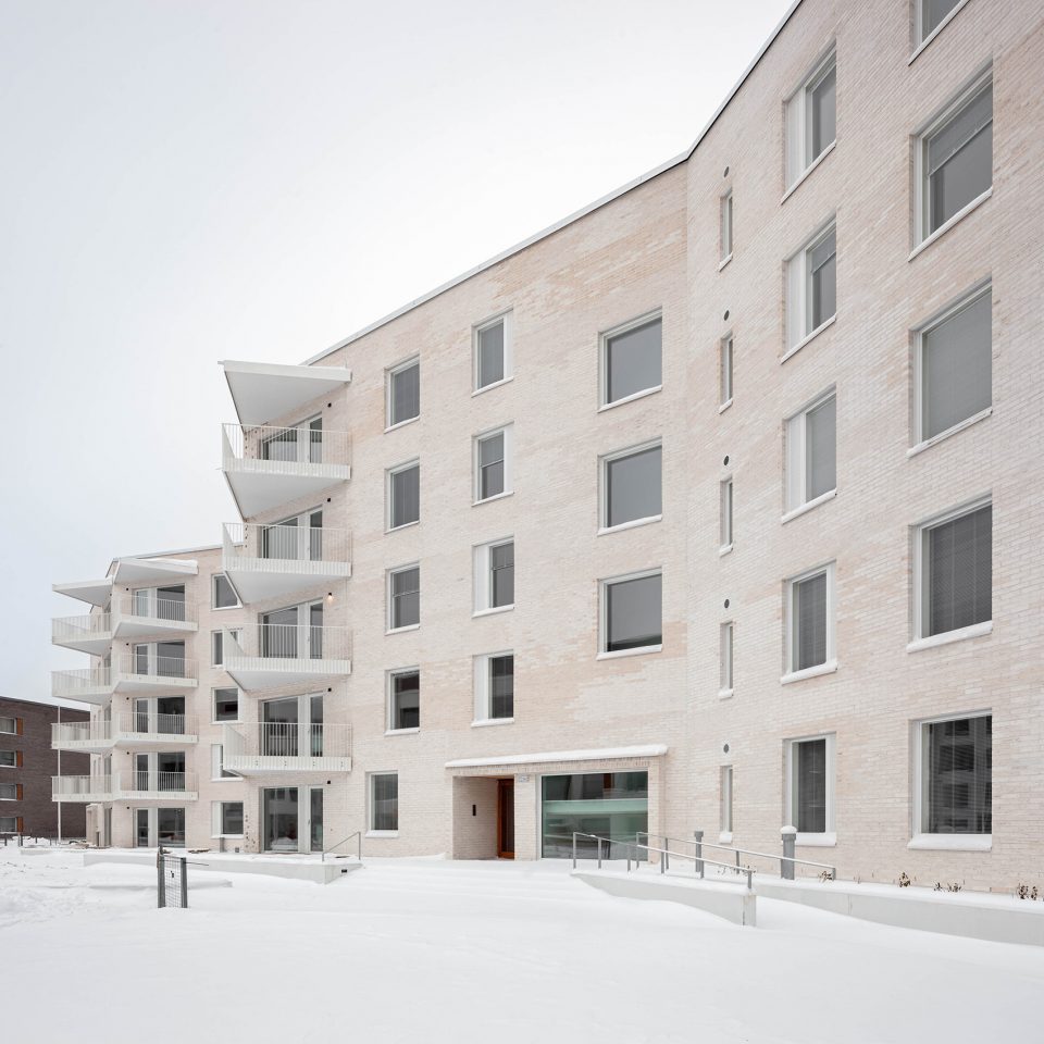 Lorentzinpuisto Apartments by Playa Architects