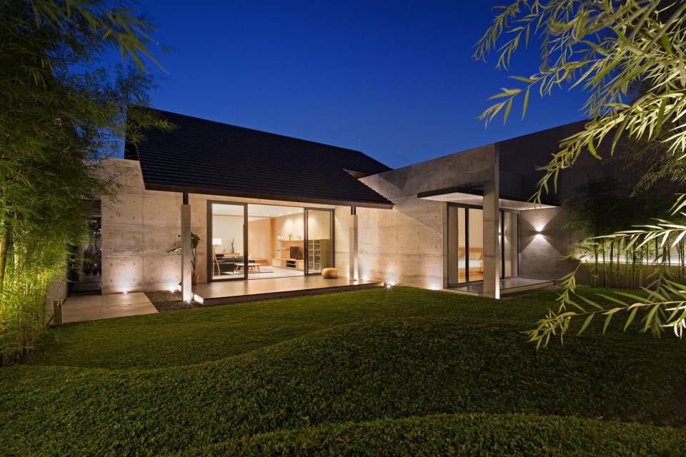 HIKARI HOUSE Indonesia by Pranala Associates