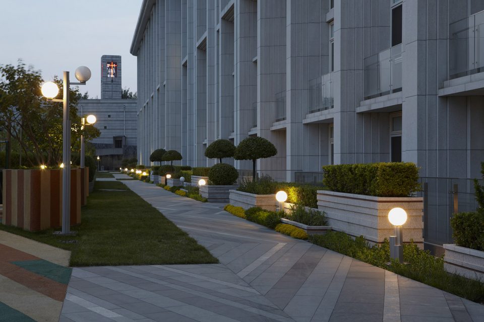 Beijing Donshan Garden by designRESERVE LOCUS ASSOCIATES