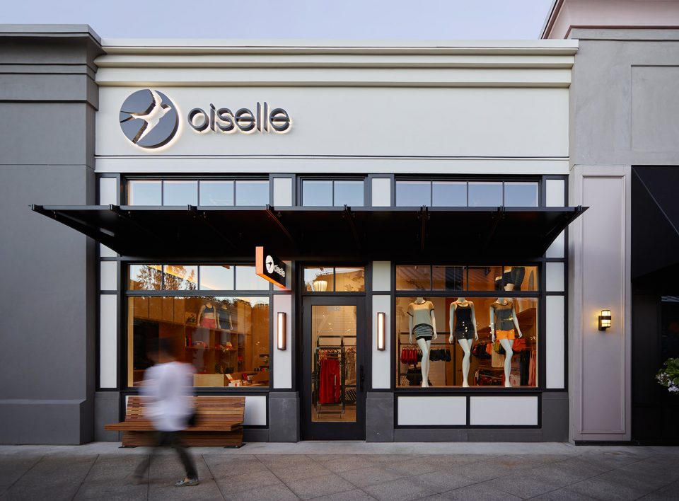 Oiselle Flagship Store Seattle USA by goCstudio