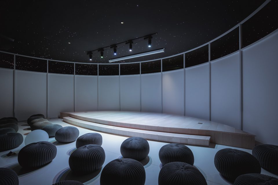 Aranya Kid’s restaurant China by Wutopia Lab