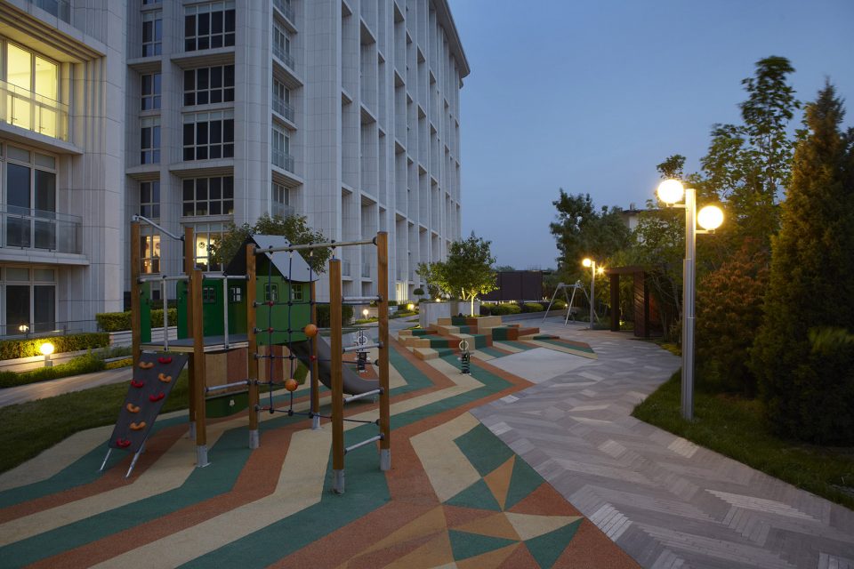 Beijing Donshan Garden by designRESERVE LOCUS ASSOCIATES