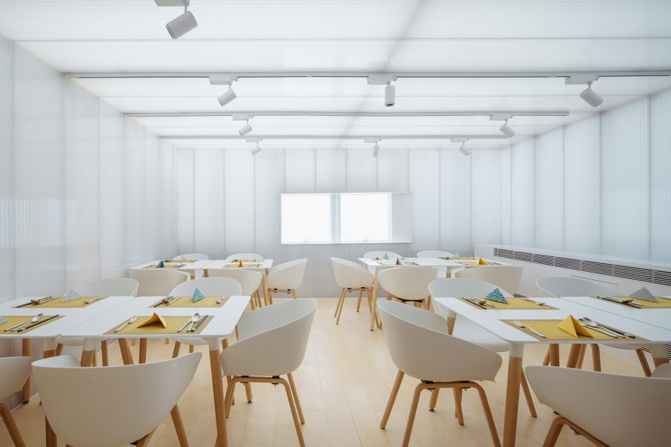 Aranya Kid’s restaurant China by Wutopia Lab