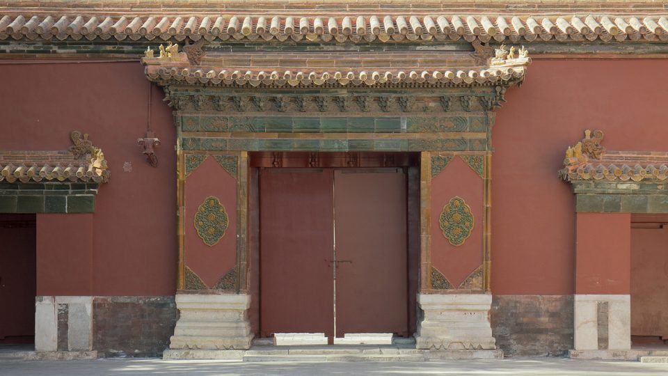 Symmetry photography by Yang Tianzhou