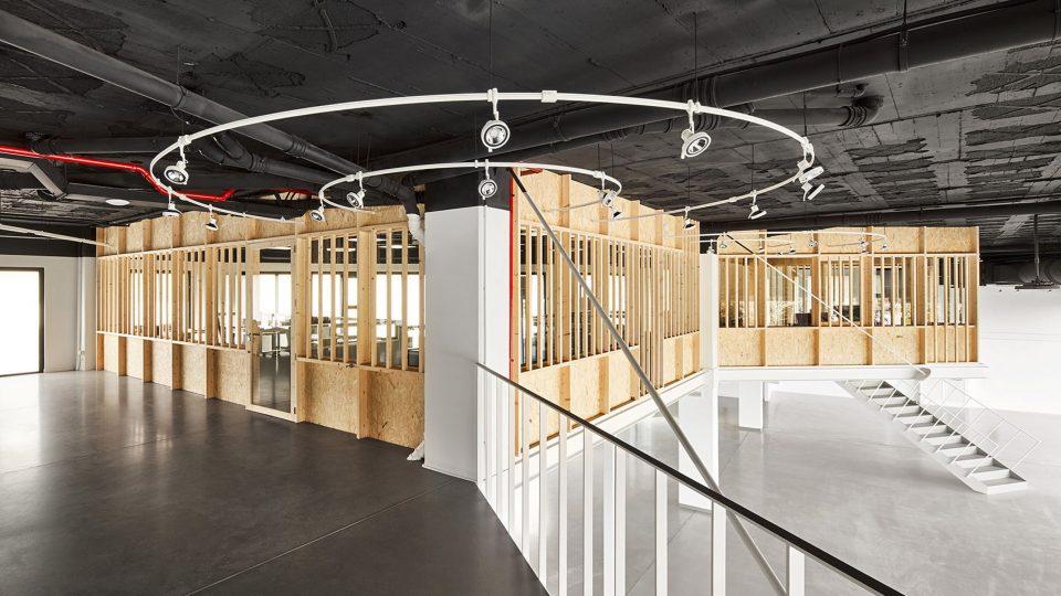 SHOWROOM PLICOSA Palma de Mallorca Spain by Miel Arquitectos
