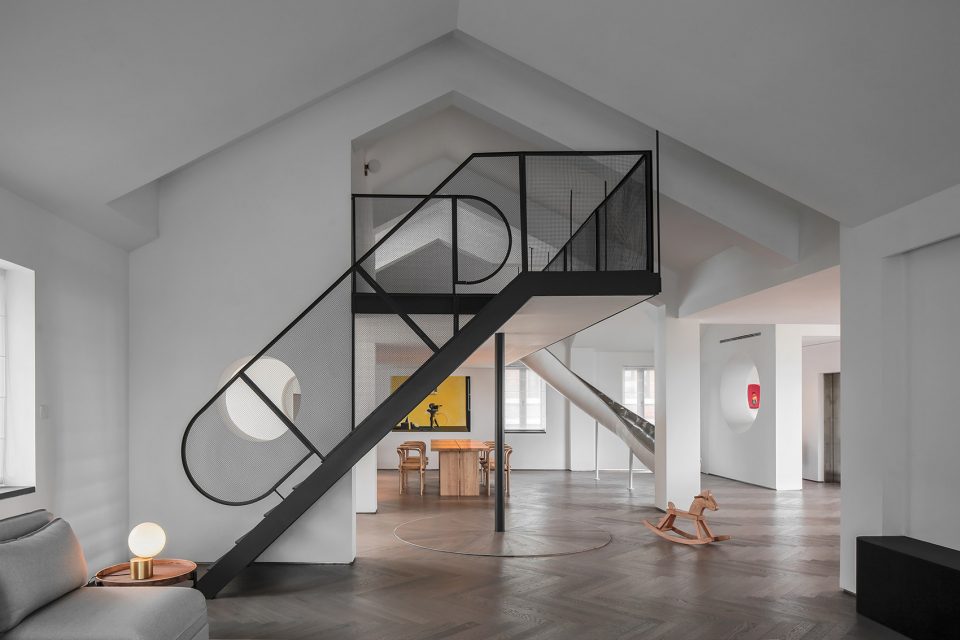 Max Vision Office by Jin Design Studio