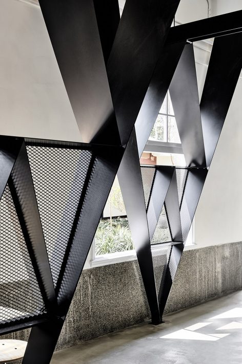 Ward with V dots by BP ARCHITECTS