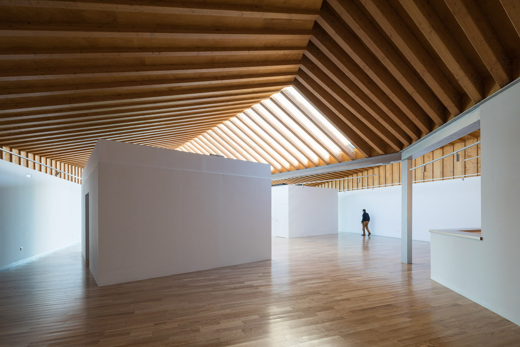 Pavilion of Reception Center by Luis Machuca & Asociados Arquitectos