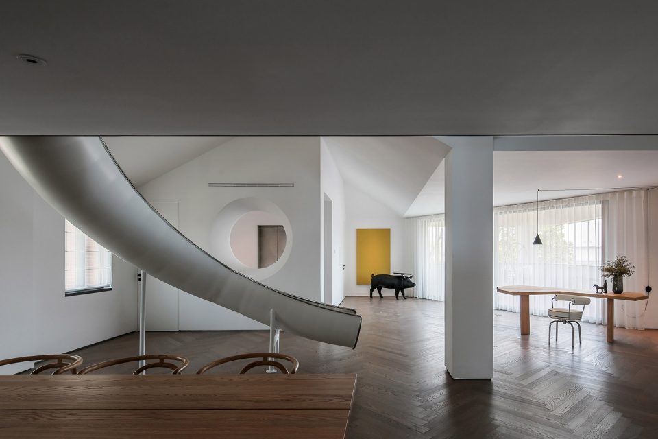 Max Vision Office by Jin Design Studio
