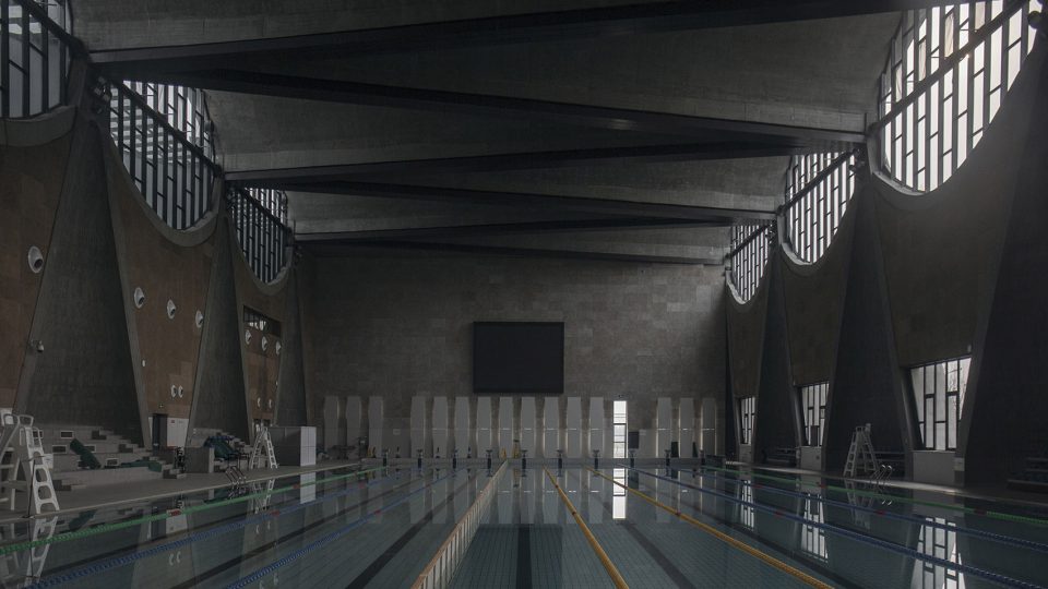 Symmetry photography by Yang Tianzhou