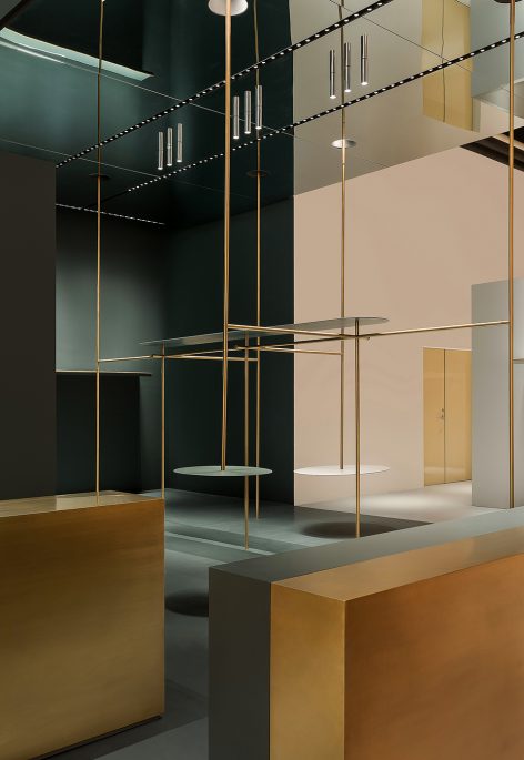 1WOR Flagship Store China by DOMANI