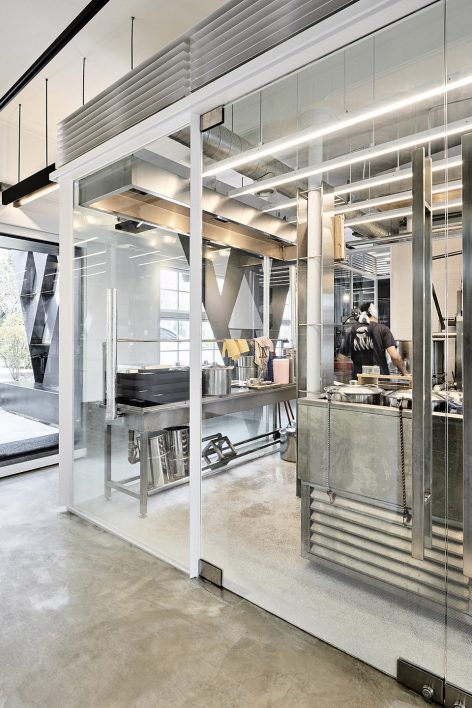 Ward with V dots by BP ARCHITECTS