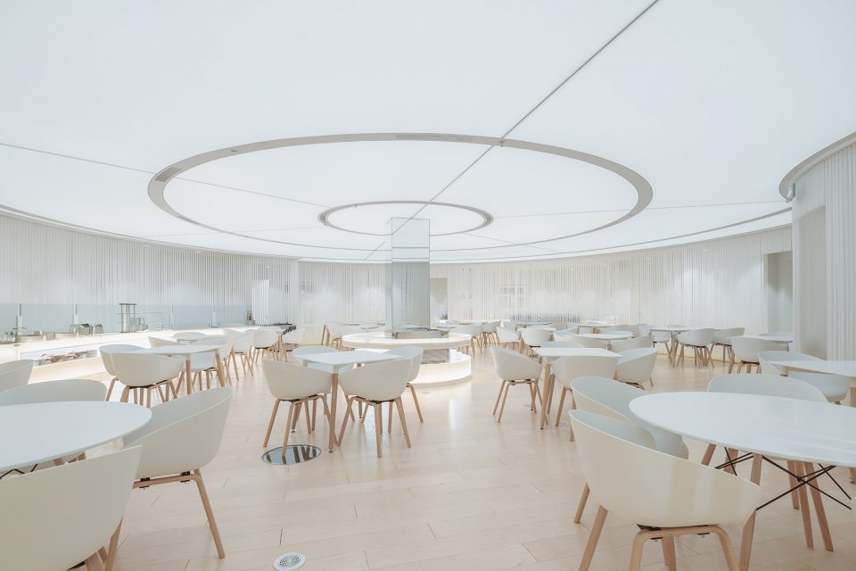 Aranya Kid’s restaurant China by Wutopia Lab