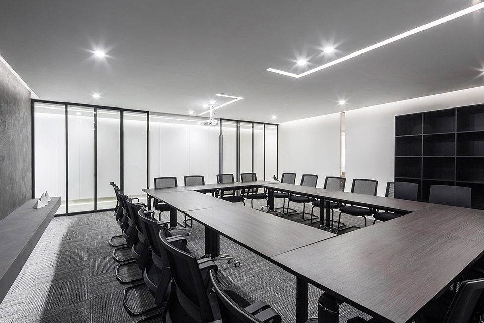 TEMPUS office design by ATDESIGN
