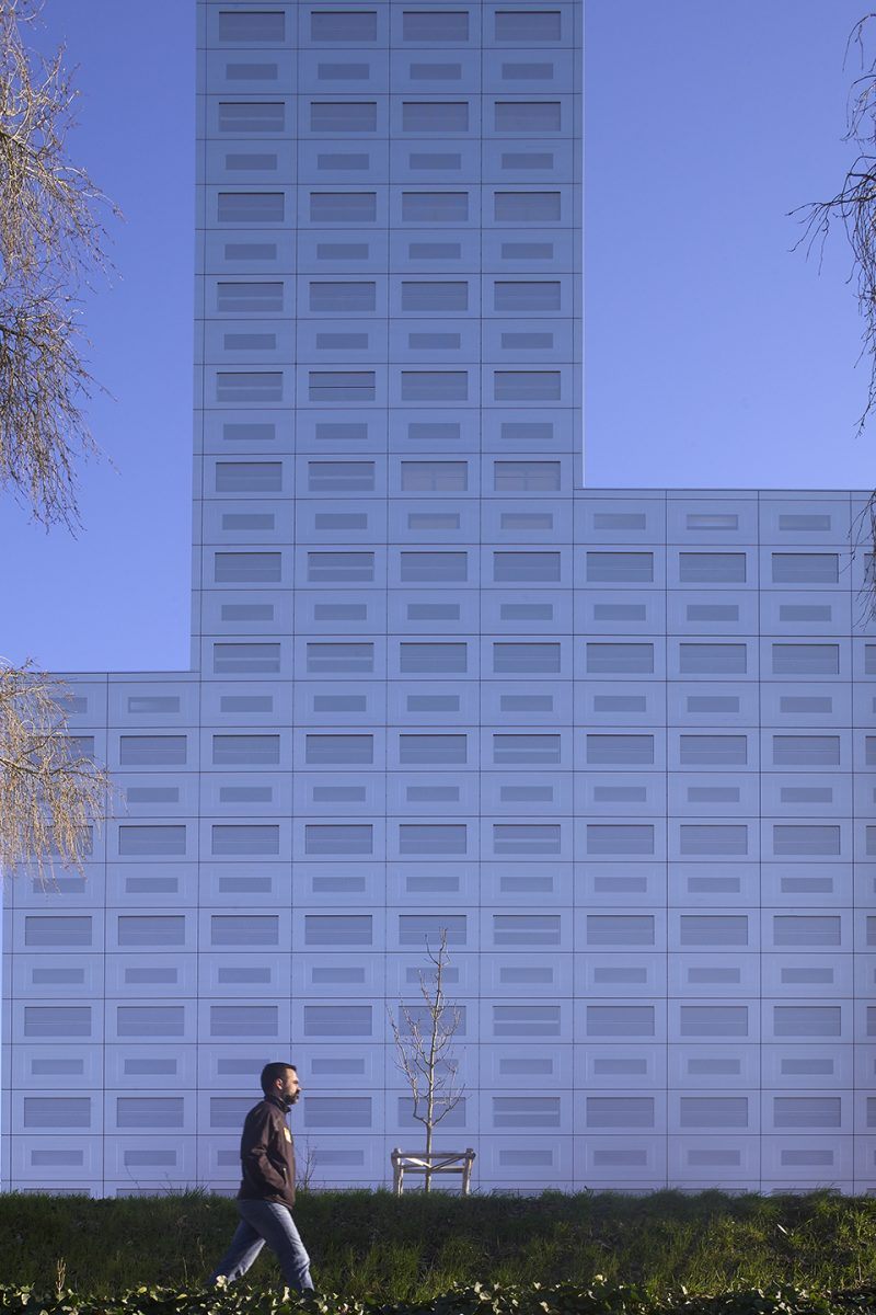 360 view tower by lan architecture