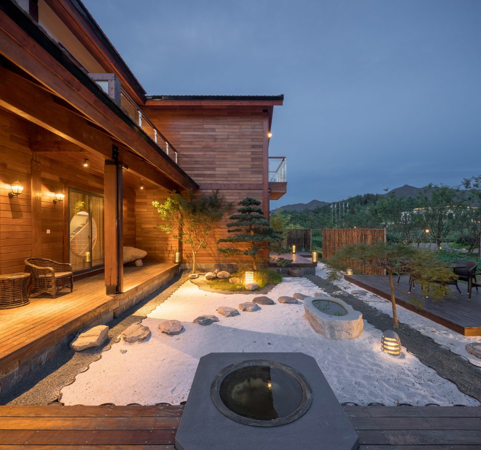 Chinese style7 wood structure resort villa