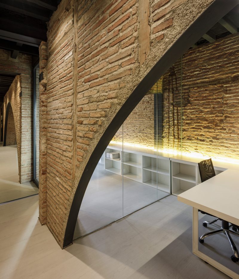BABYDOG Offices by CUAC Arquitectura