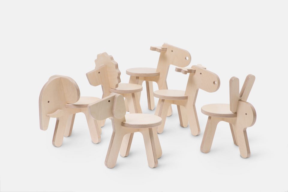 Chair moji by dot Make