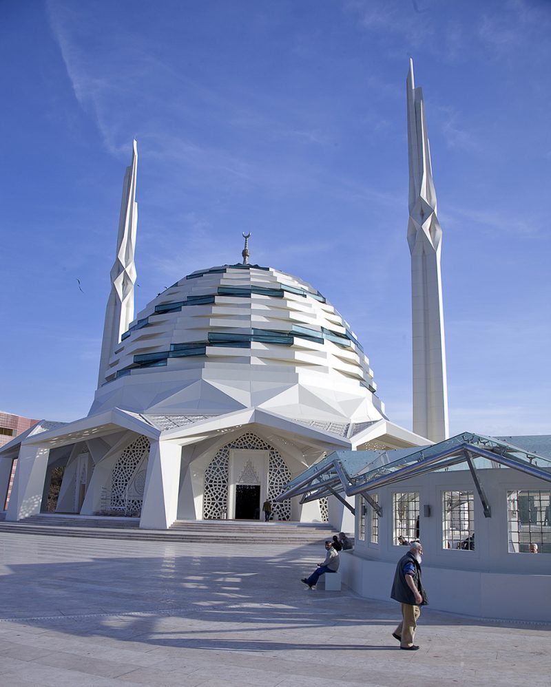 Marmara University Faculty of Theology Mosque and Culture Center by Hassa Architecture Engineering Co