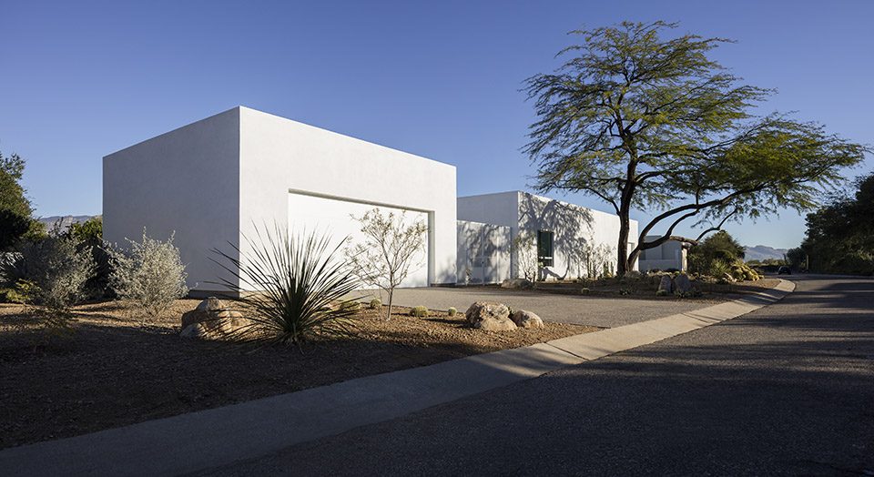 Courtyards House by HK Associates