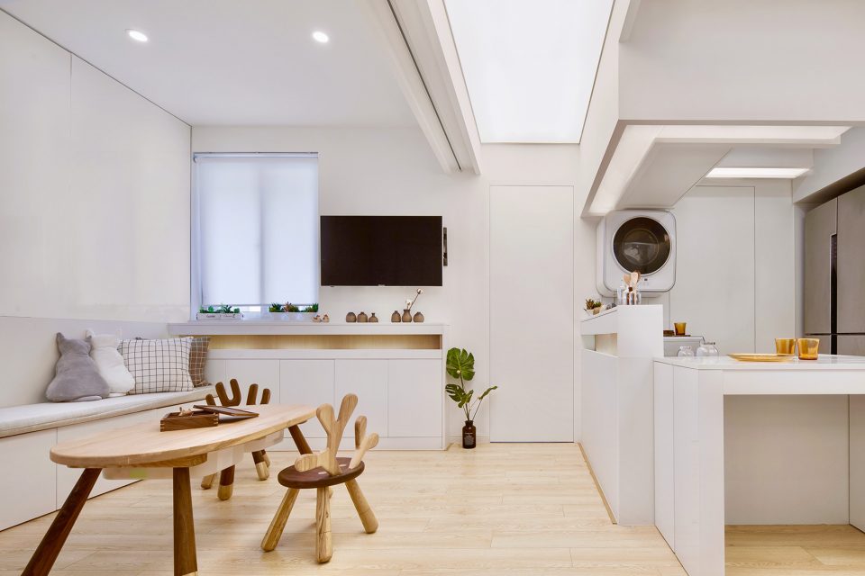 Family with three children China by LZArchitects