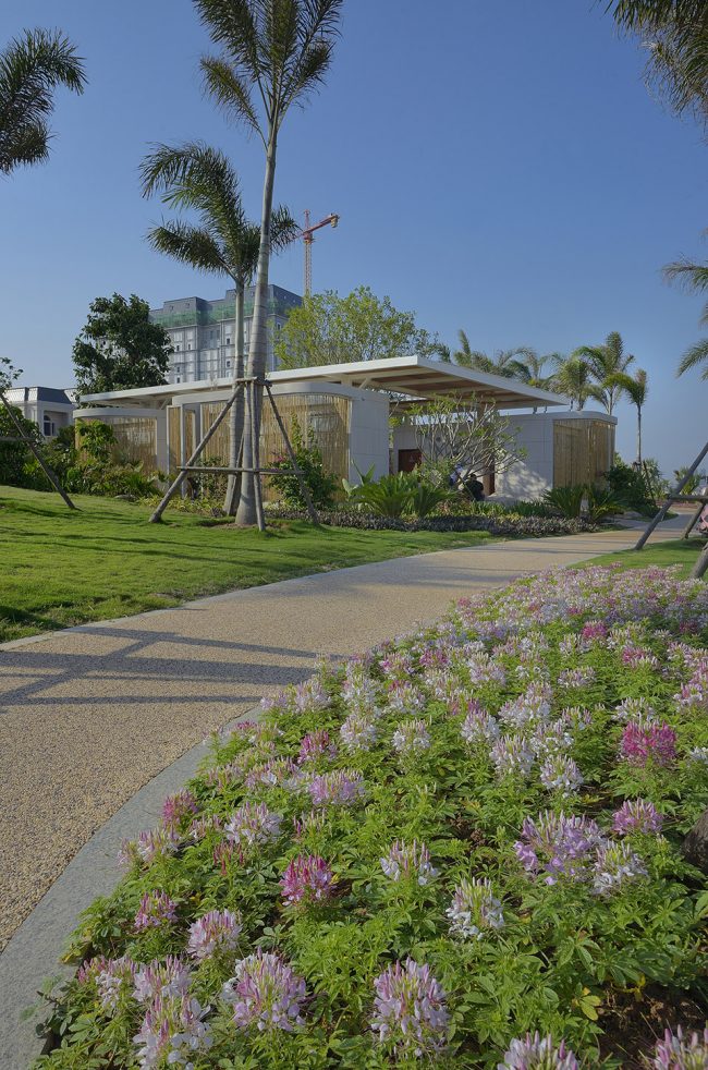 Seaside Public Toilet by HORDOR DESIGN GROUP