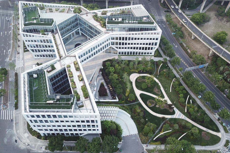 iShanghai Baoye Centre Interior Design by LYCS Architecture