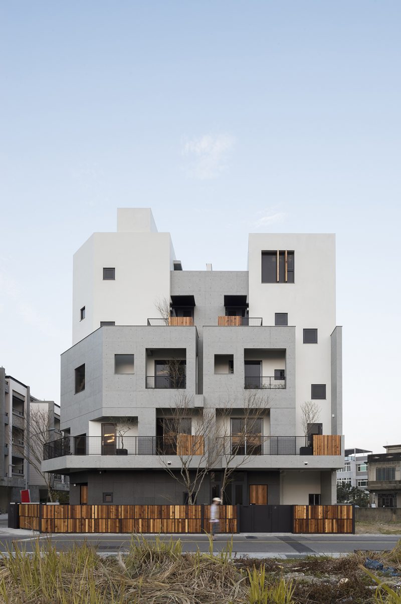 Light Housing by Shen Ting Tseng Architects