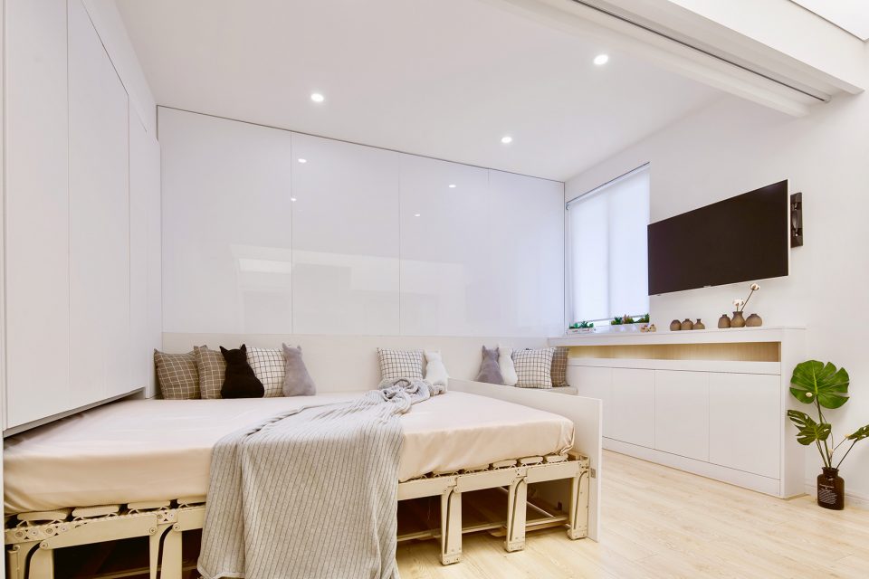 Family with three children China by LZArchitects