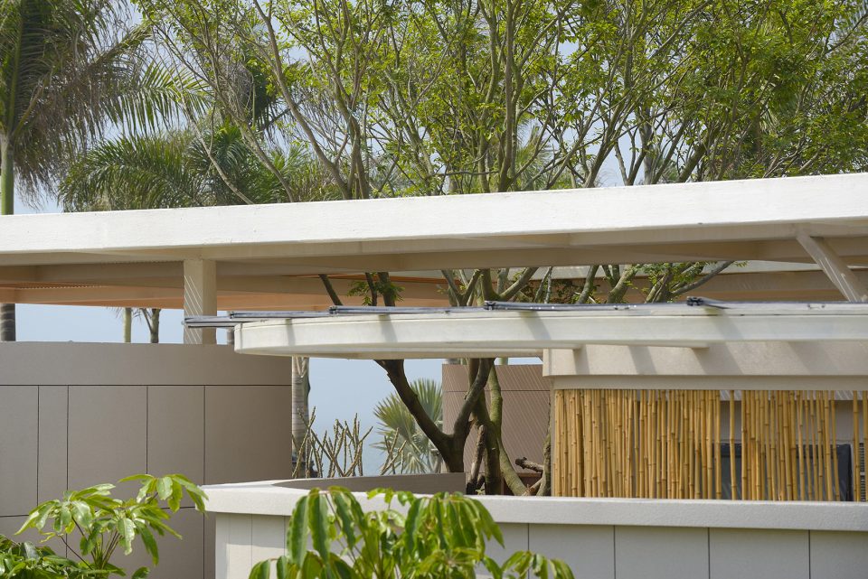 Seaside Public Toilet by HORDOR DESIGN GROUP