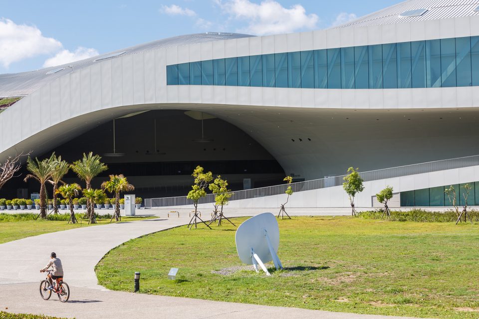 weiwuying national kaohsiung center for the arts by mecanoo architecten