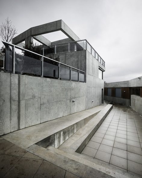 Residential Houses on the Hungerberg by Andreas Fuhrimann Gabrielle Hächler Architekten