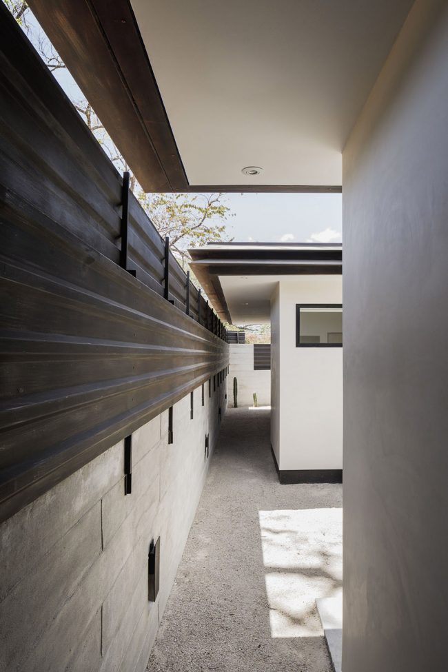 Villa Monoi by OsArq