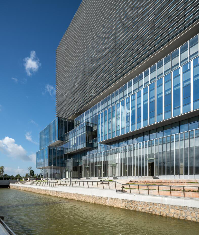 headquarters traditional chinese medicine science and technology industrial park of co operation between guangdong and macao china by aedas