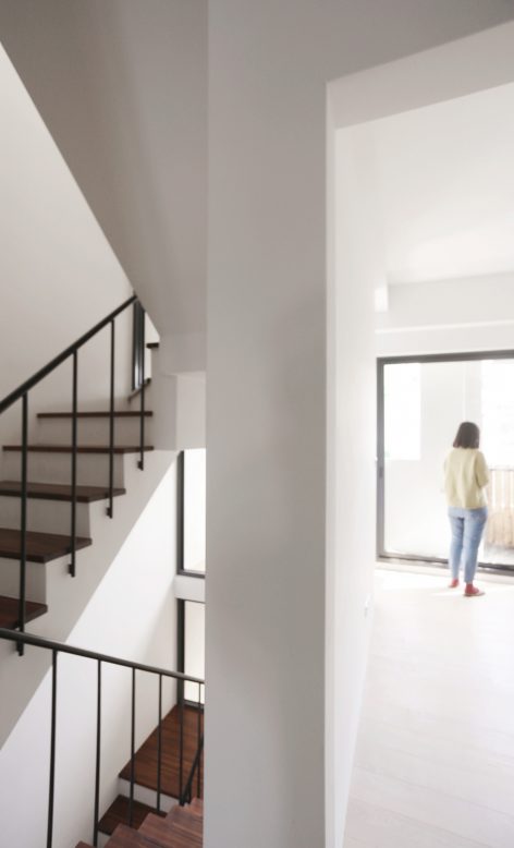 Light Housing by Shen Ting Tseng Architects
