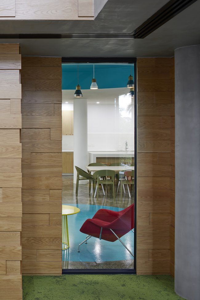 Co Work Me by Kalliopi Vakras Architects