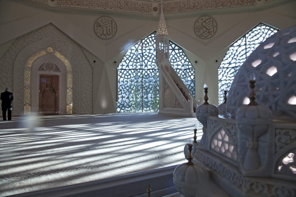 Marmara University Faculty of Theology Mosque and Culture Center by Hassa Architecture Engineering Co