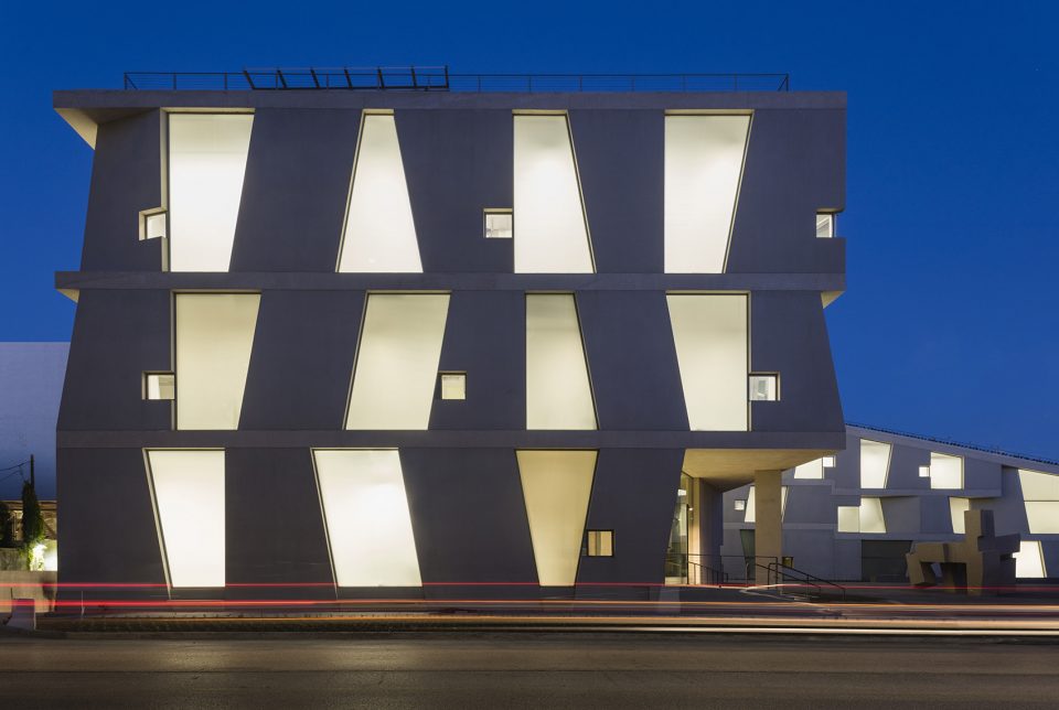 Glassell School of Art by Steven Holl Architects