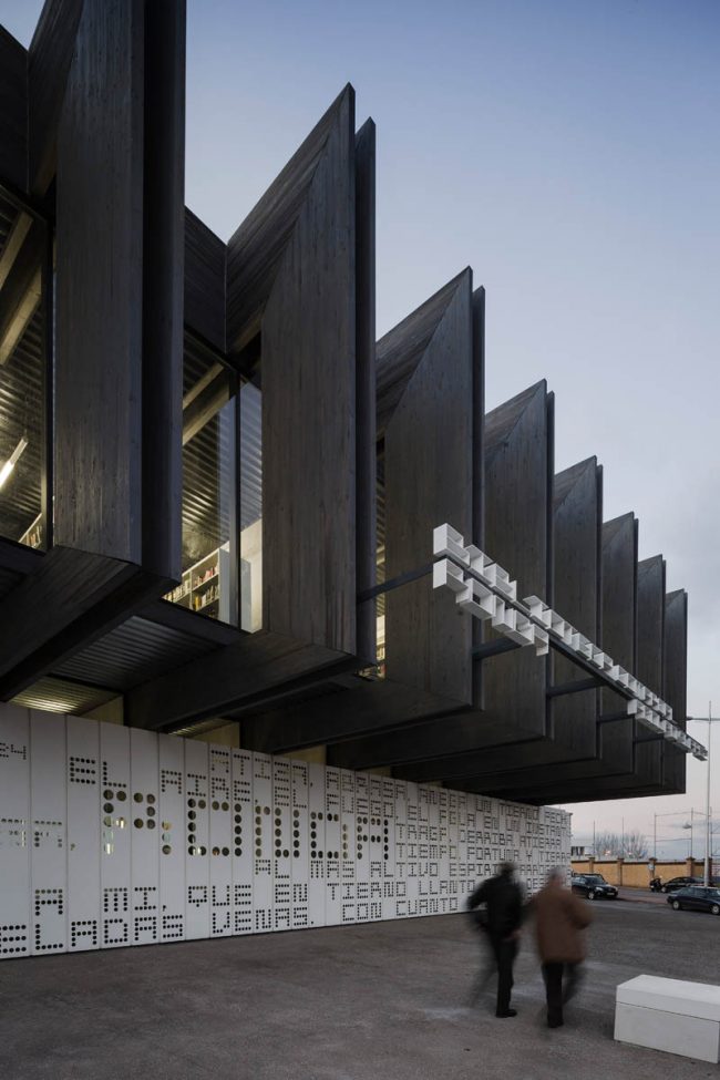 Biblioteca Comarcal de Ronda by MMIT ARQUITECTOS