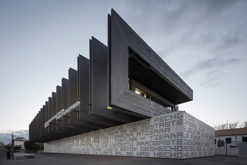 Biblioteca Comarcal de Ronda by MMIT ARQUITECTOS