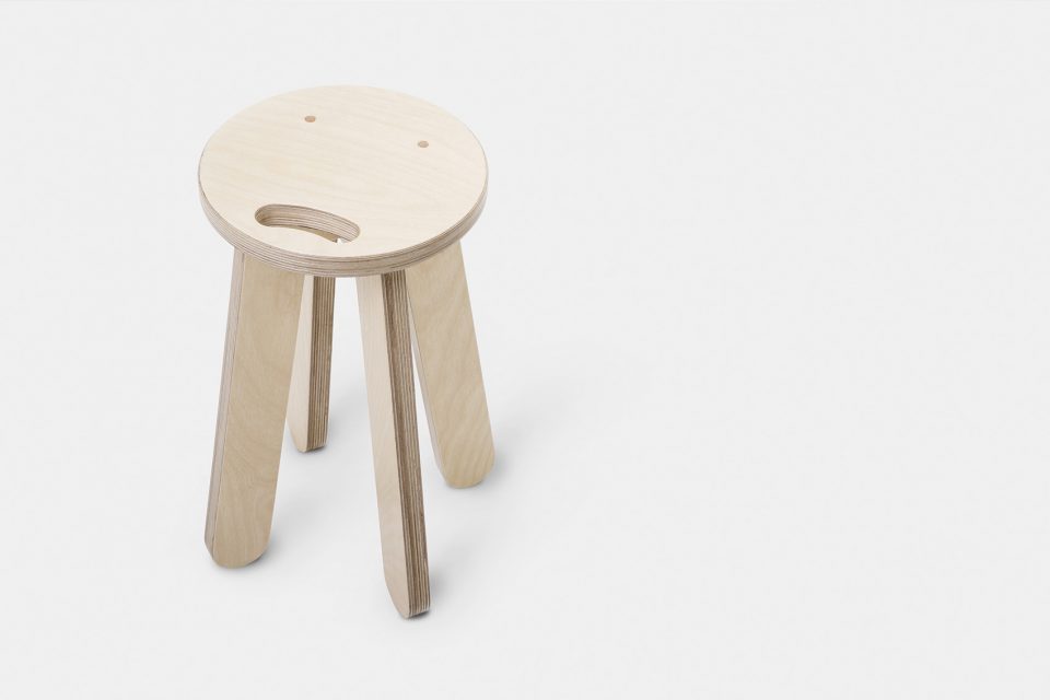Chair moji by dot Make