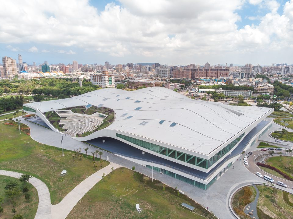 weiwuying national kaohsiung center for the arts by mecanoo architecten